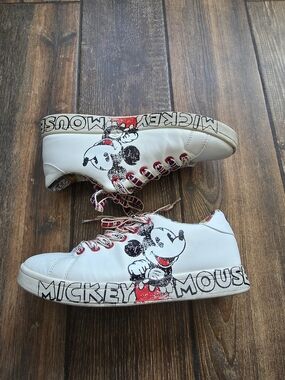 Desigual x Mickey Mouse White Red Graphic Sneakers Womens Size 6.5